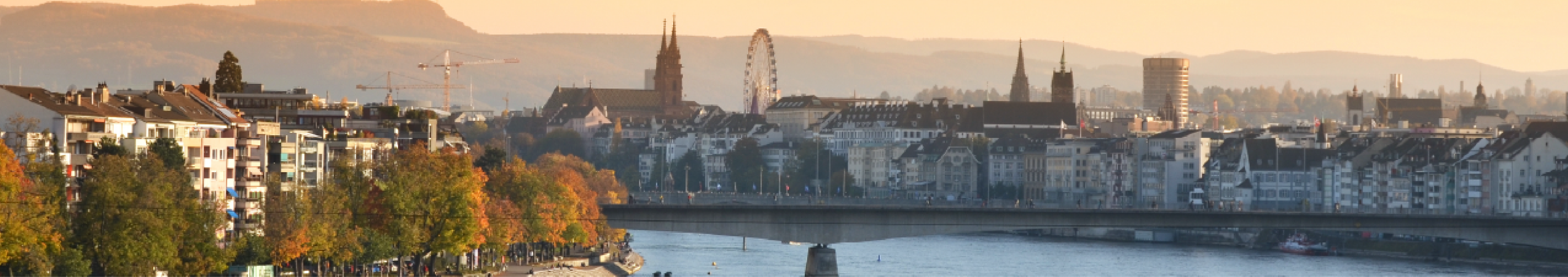 Foto: Luftaufnahme der Schweizer Stadt Basel.